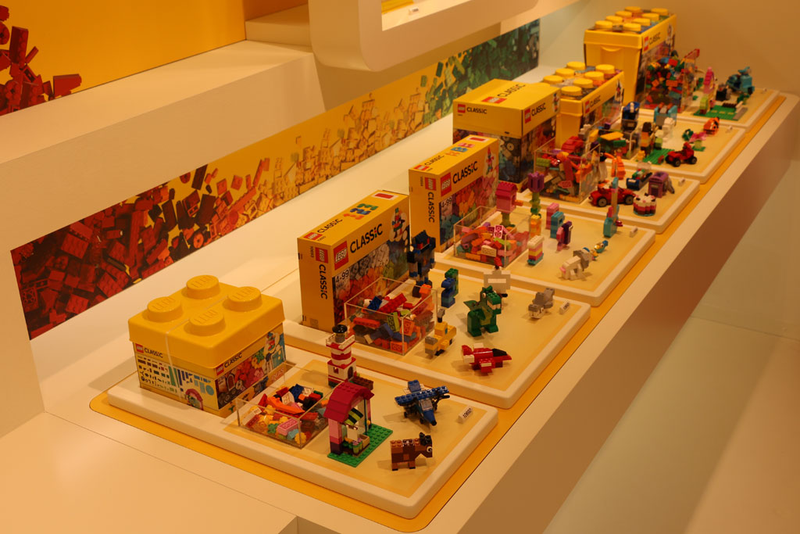 Illustration for article titled The 2015 Nuremberg Toy Fair images show all the amazing upcoming Lego